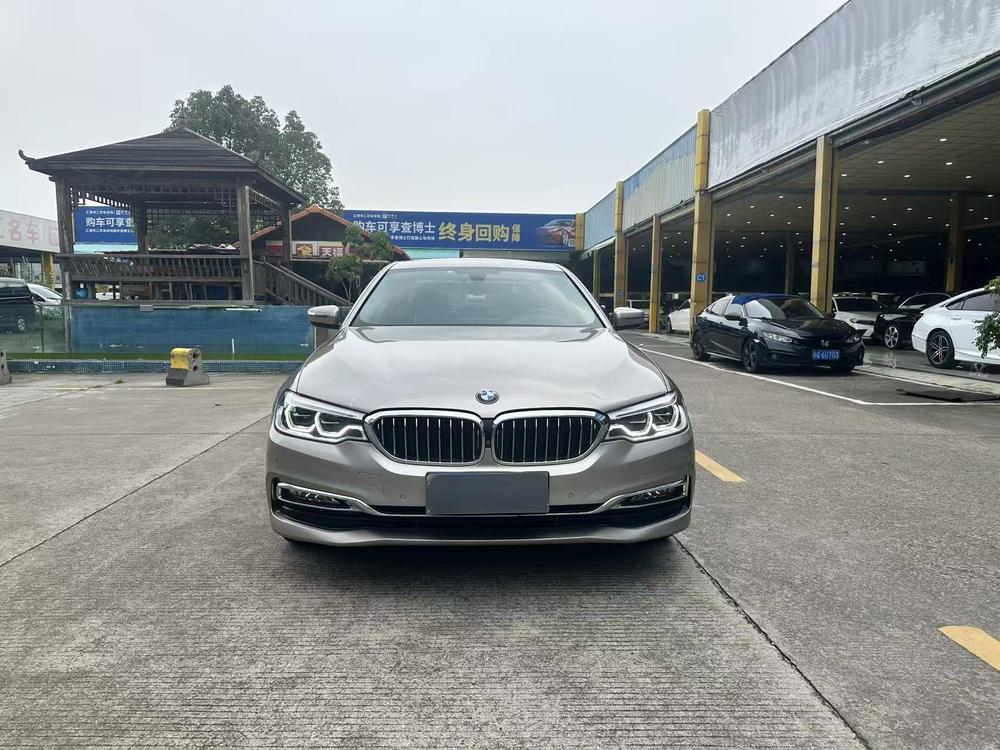 BMW BMW 5-Series