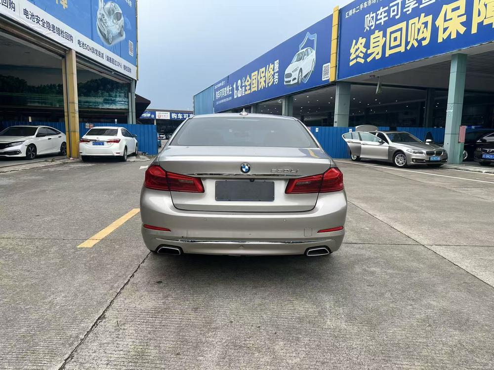 BMW BMW 5-Series