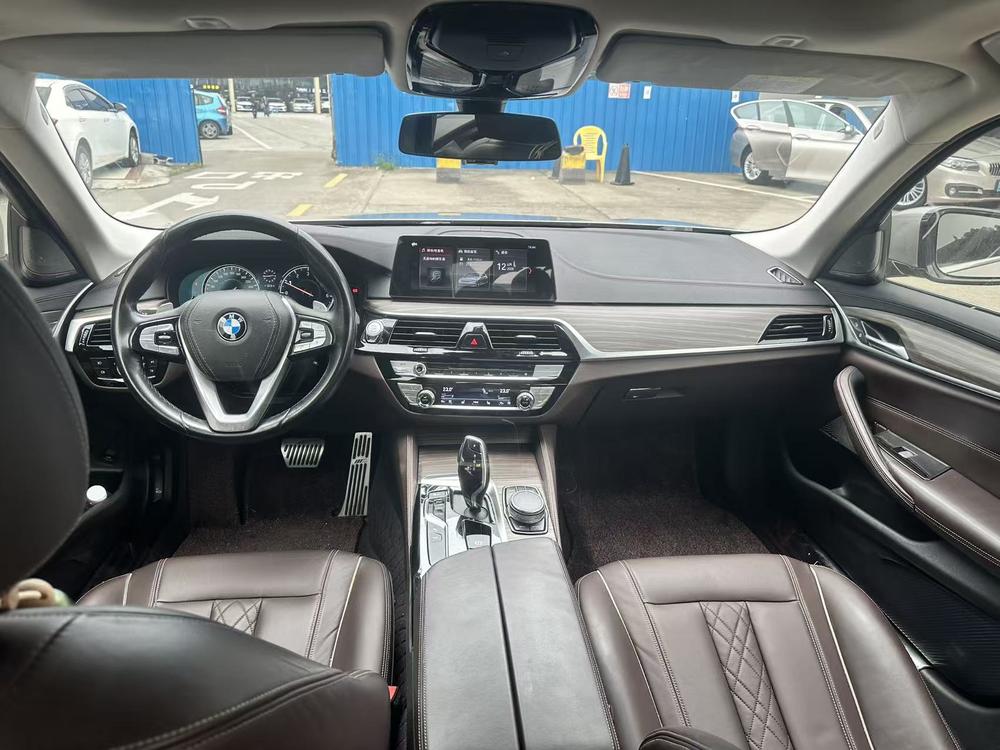 BMW BMW 5-Series