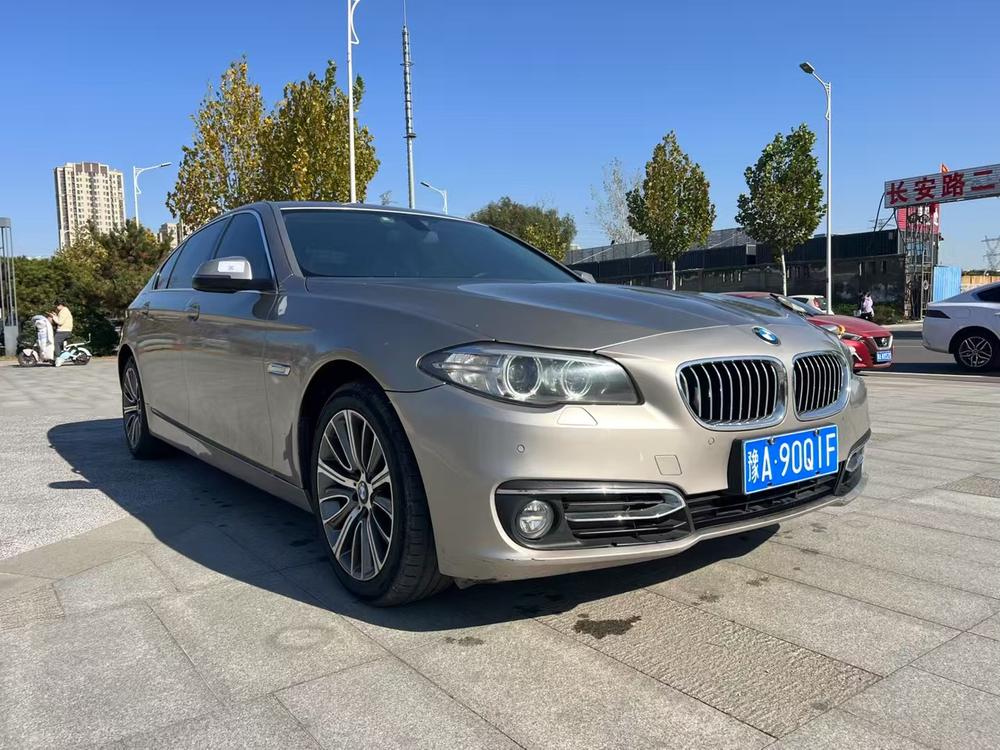 BMW BMW 5-Series