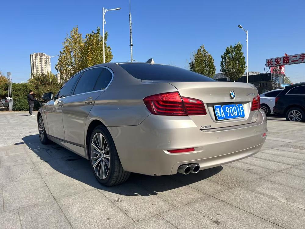 BMW BMW 5-Series