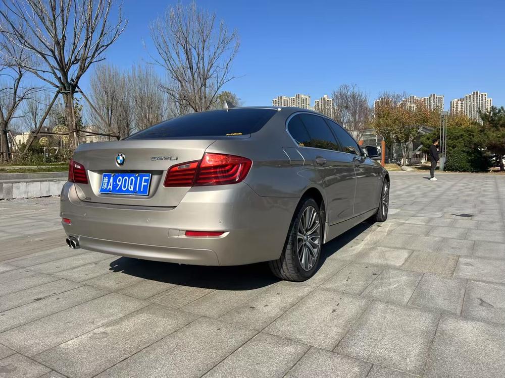BMW BMW 5-Series