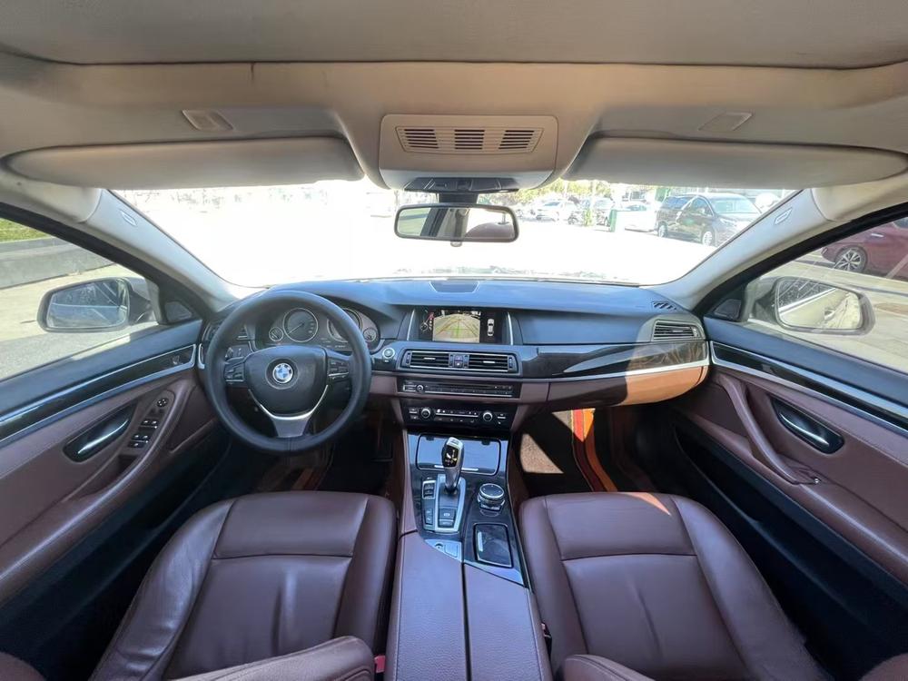 BMW BMW 5-Series