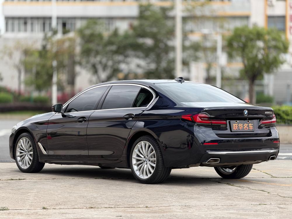 BMW BMW 5-Series