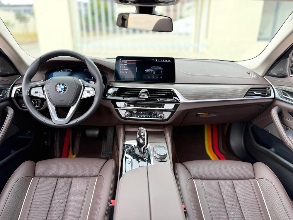 BMW BMW 5-Series