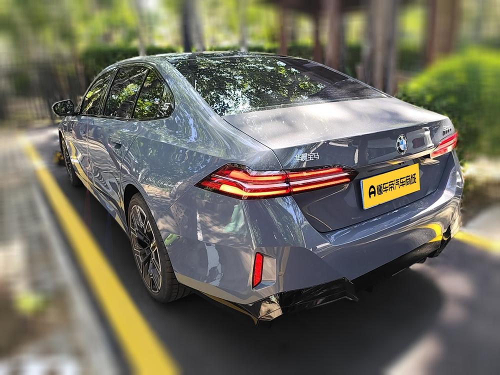 BMW BMW 5-Series