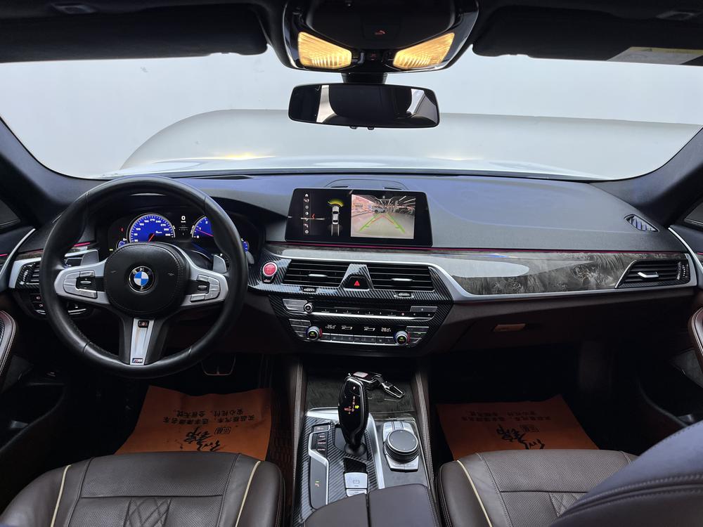 BMW BMW 5-Series