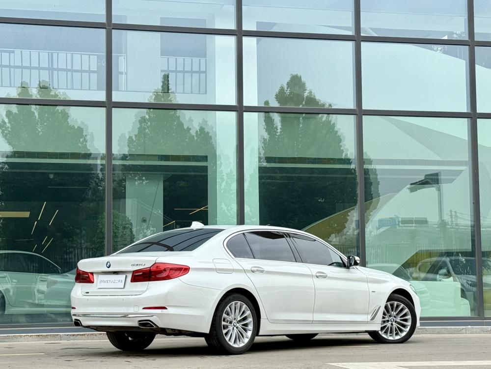BMW BMW 5-Series