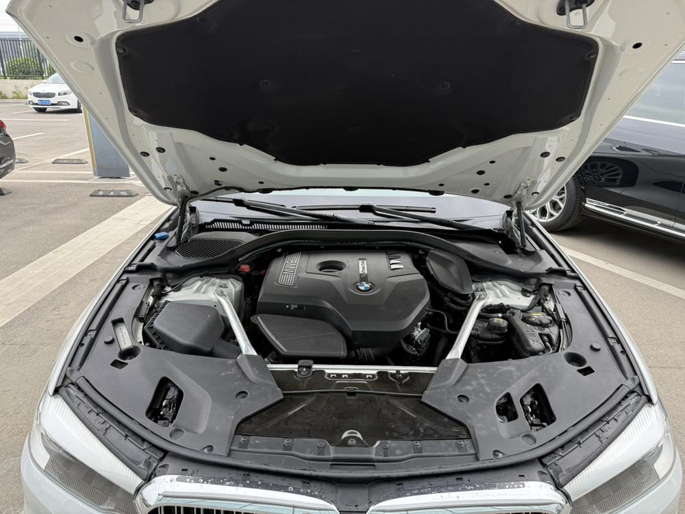 BMW BMW 5-Series