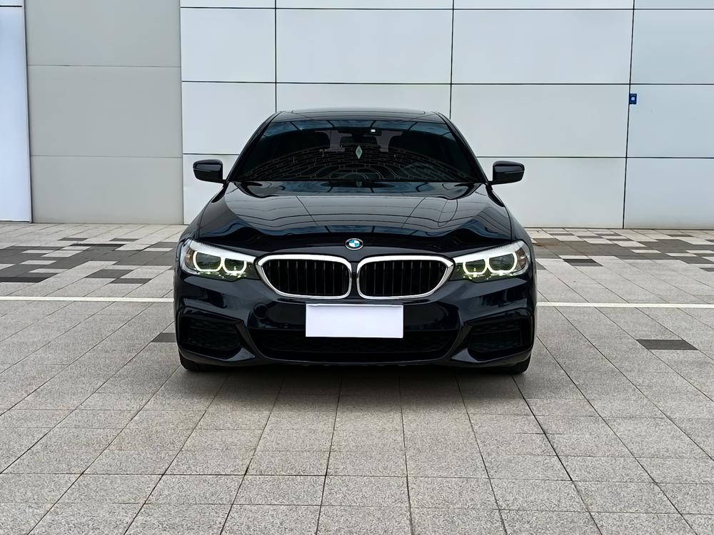 BMW BMW 5-Series