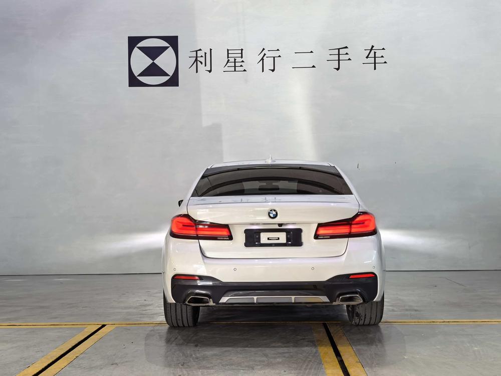 BMW BMW 5-Series