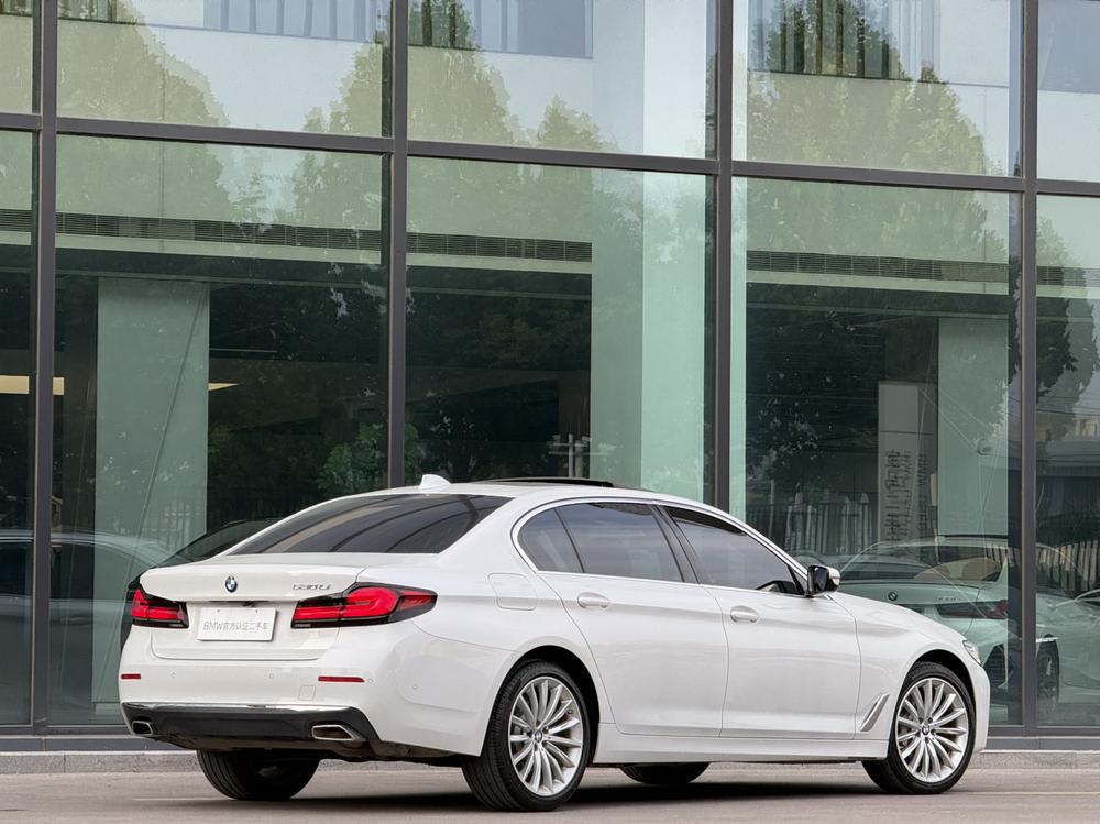 BMW BMW 5-Series