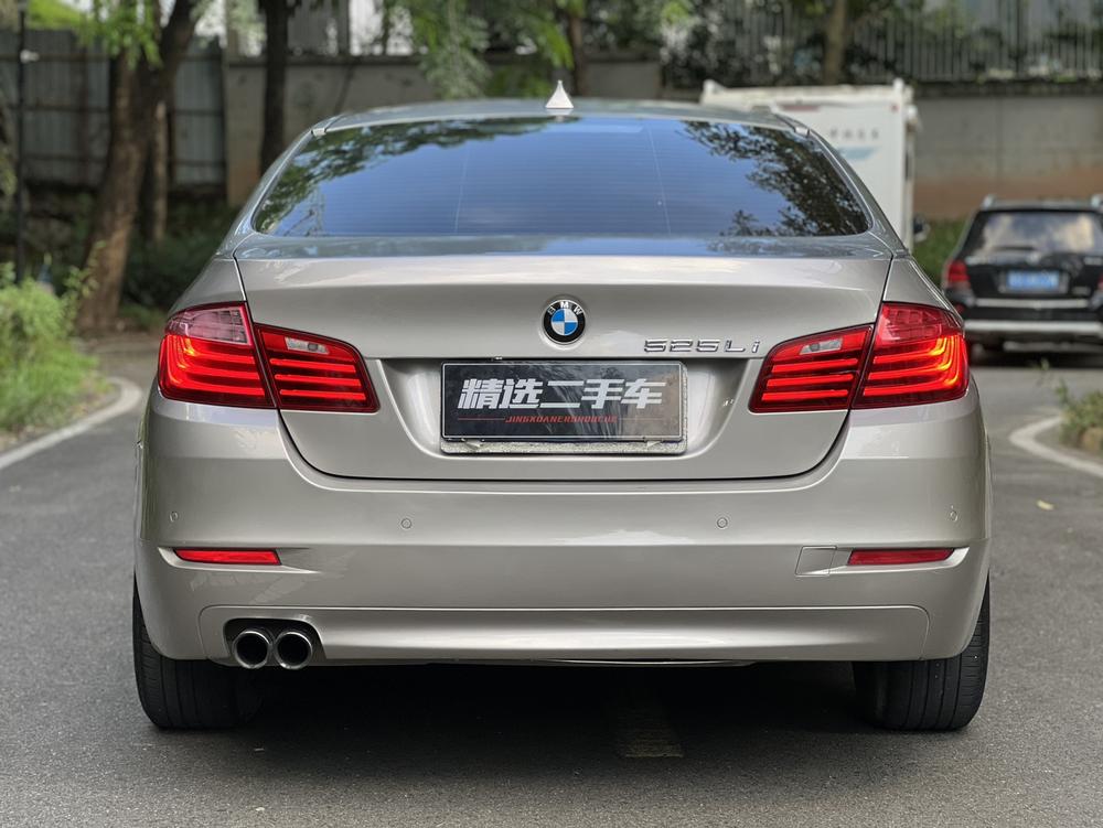 BMW BMW 5-Series