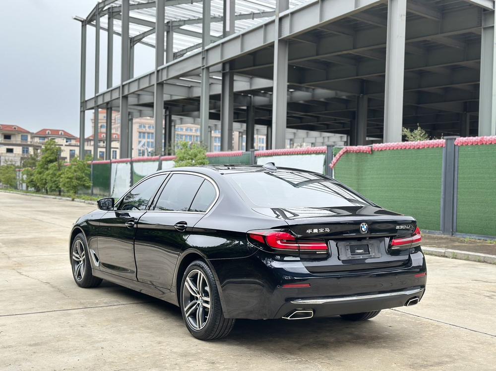 BMW BMW 5-Series