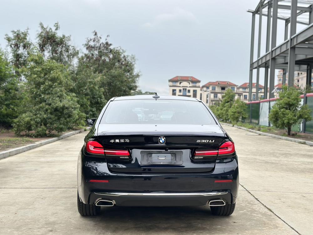 BMW BMW 5-Series