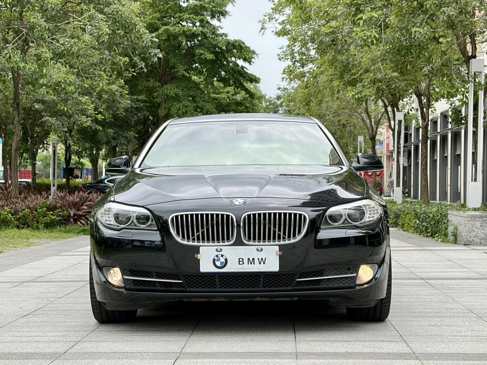 BMW BMW 5-Series
