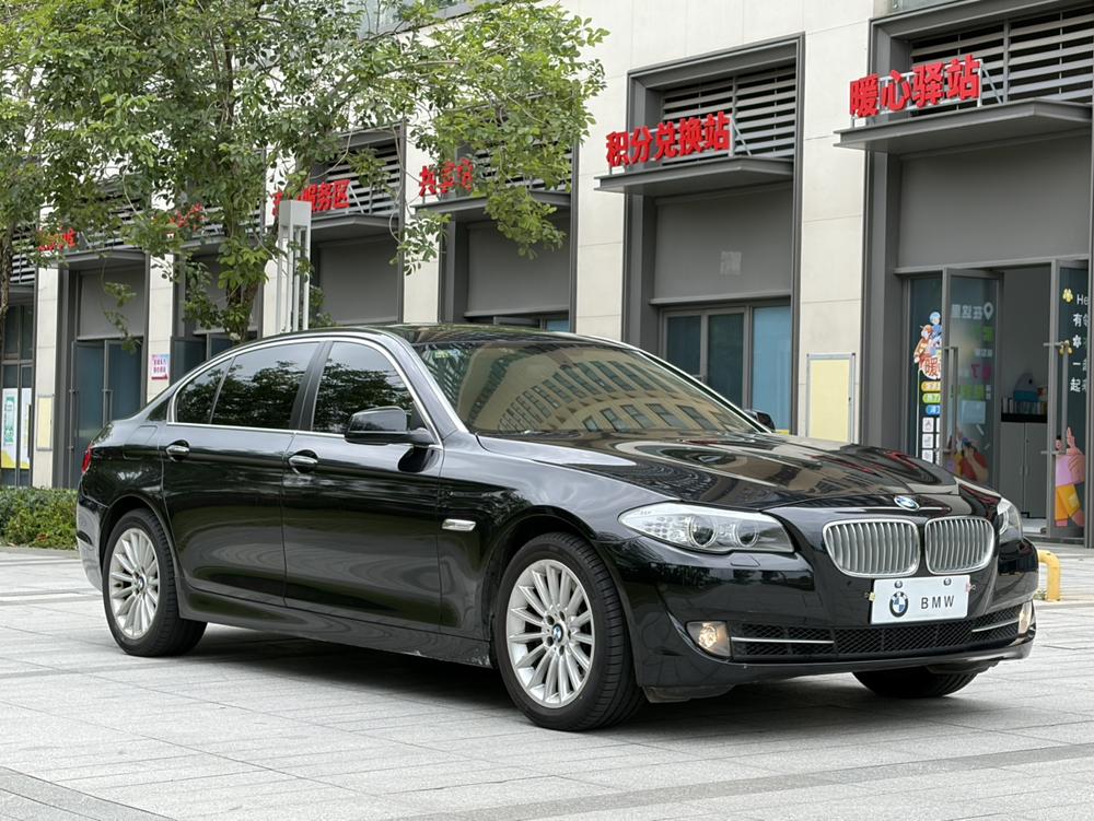 BMW BMW 5-Series