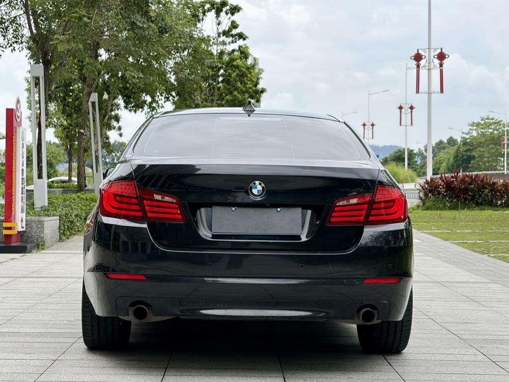 BMW BMW 5-Series
