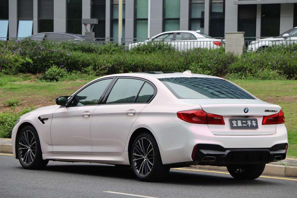 BMW BMW 5-Series