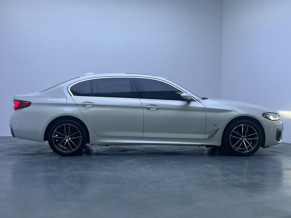 BMW BMW 5-Series