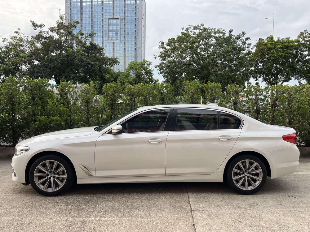 BMW BMW 5-Series