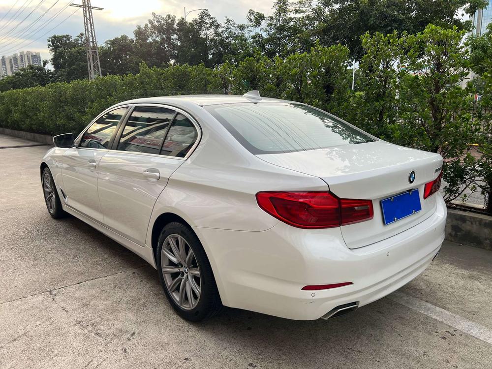 BMW BMW 5-Series
