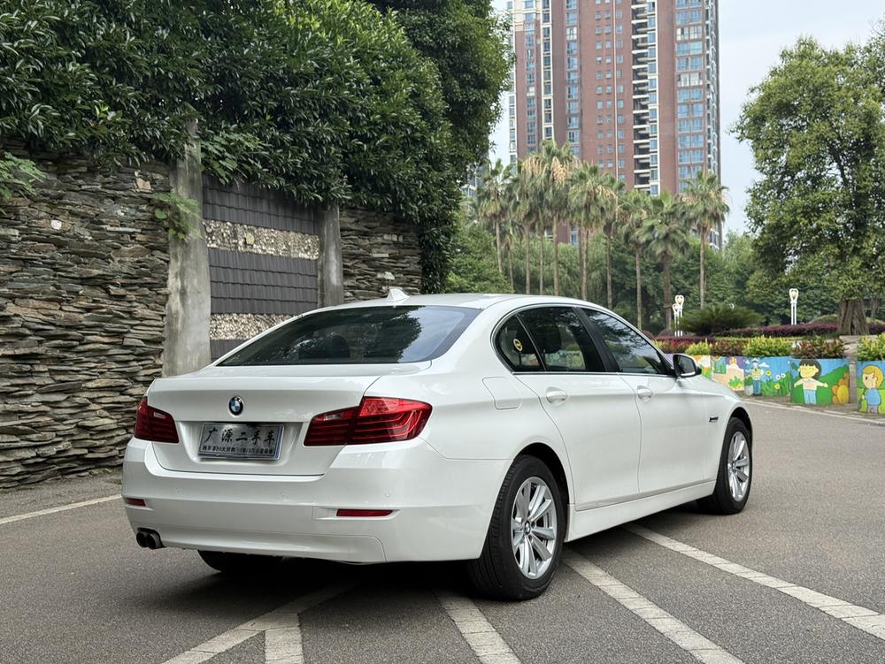 BMW BMW 5-Series