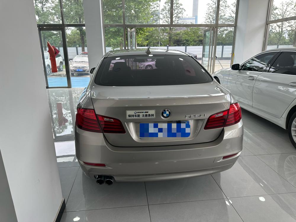 BMW BMW 5-Series