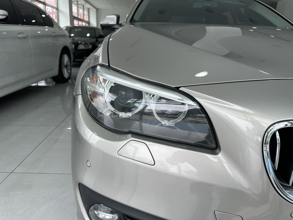 BMW BMW 5-Series