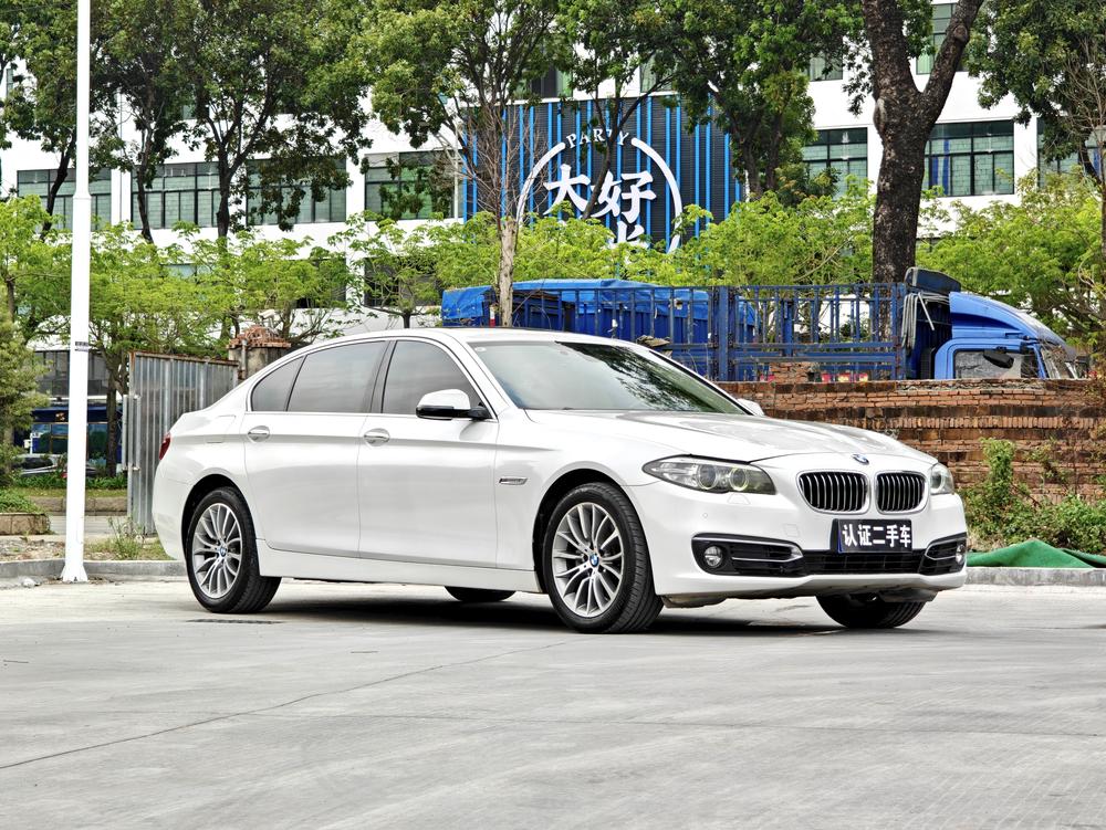 BMW BMW 5-Series