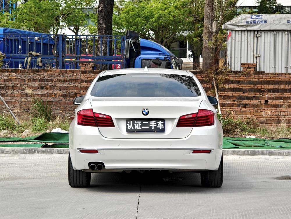 BMW BMW 5-Series