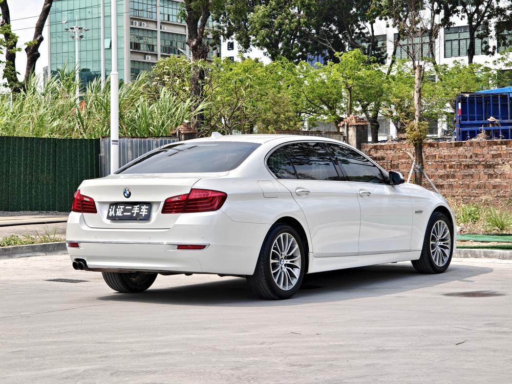 BMW BMW 5-Series