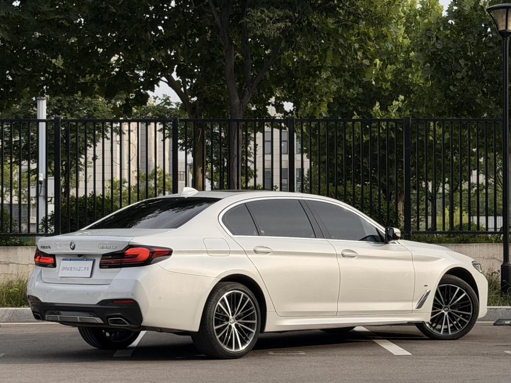 BMW BMW 5-Series