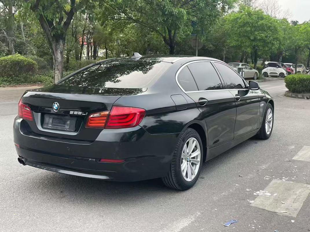 BMW BMW 5-Series