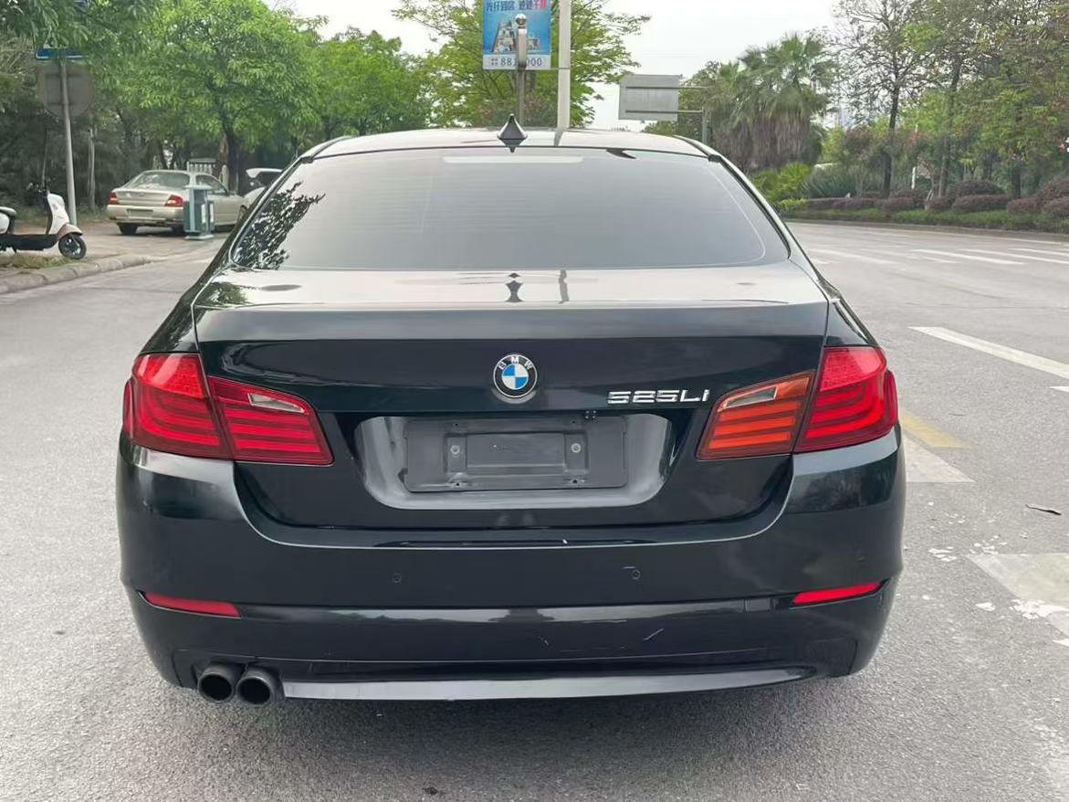 BMW BMW 5-Series