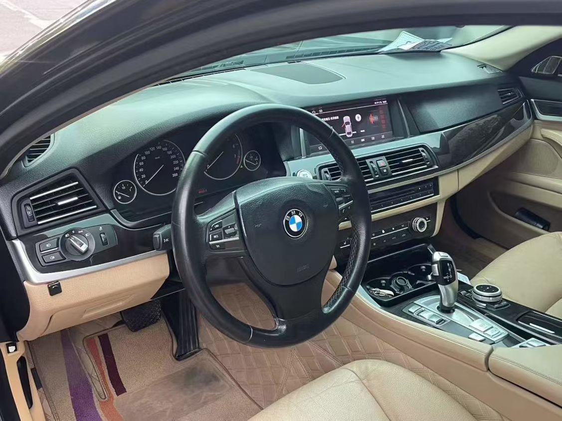 BMW BMW 5-Series