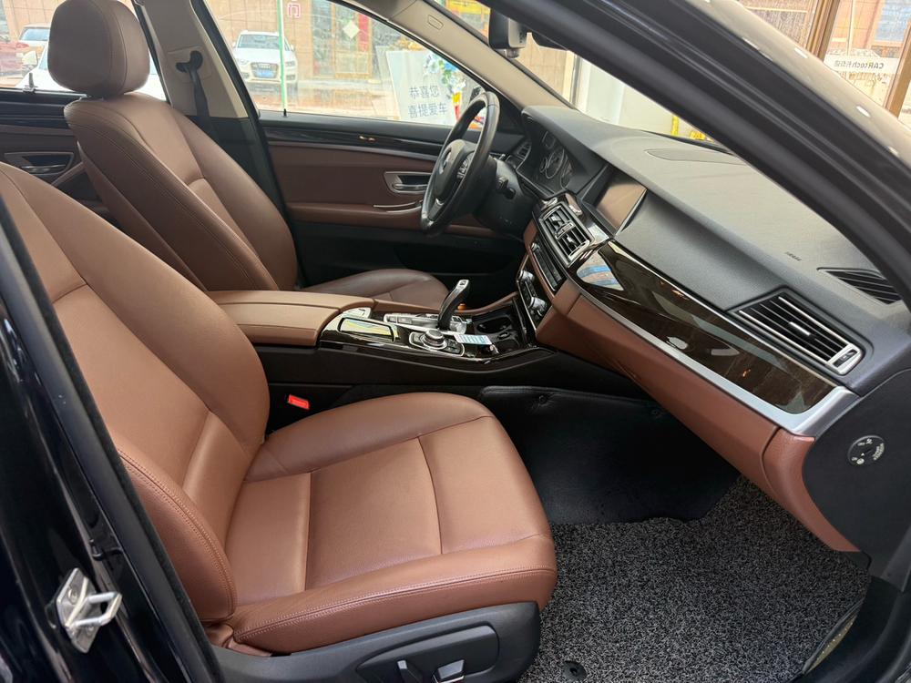 BMW BMW 5-Series