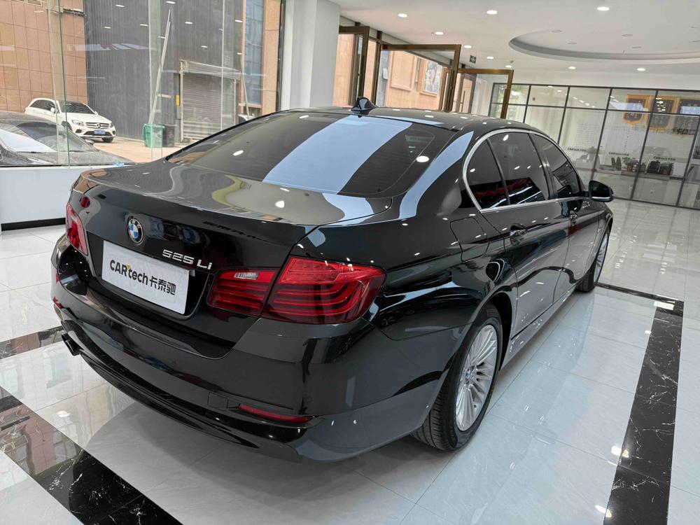 BMW BMW 5-Series