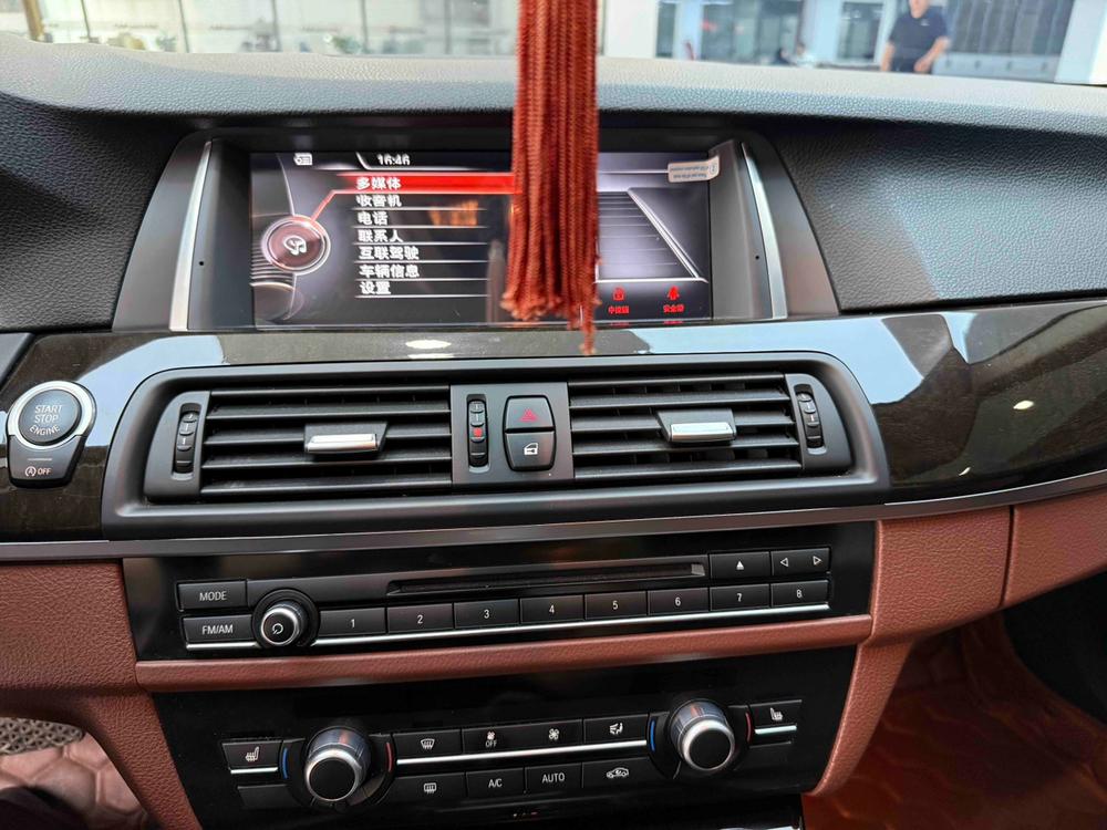 BMW BMW 5-Series