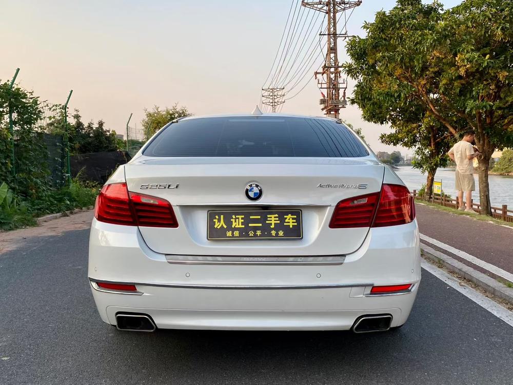 BMW BMW 5-Series