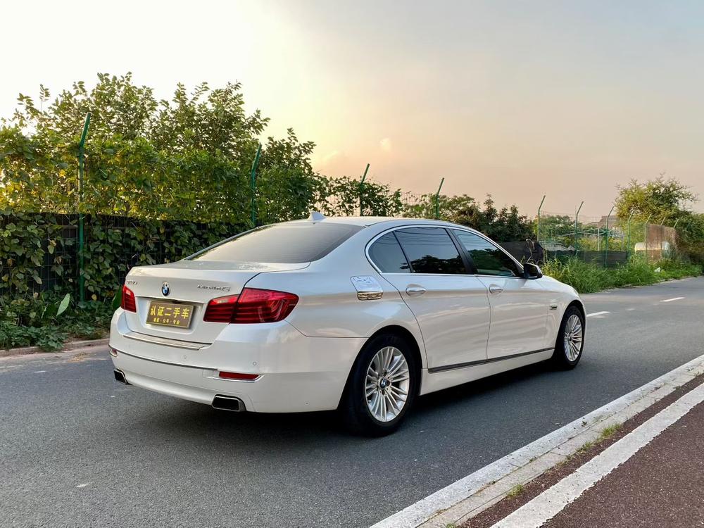 BMW BMW 5-Series