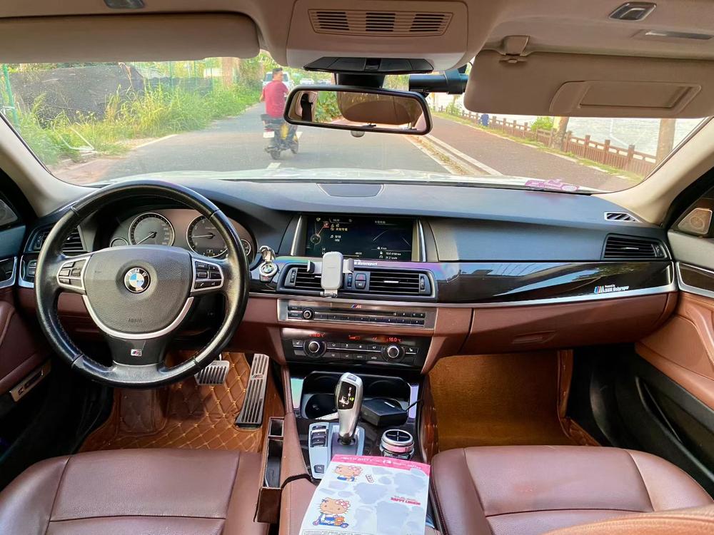 BMW BMW 5-Series