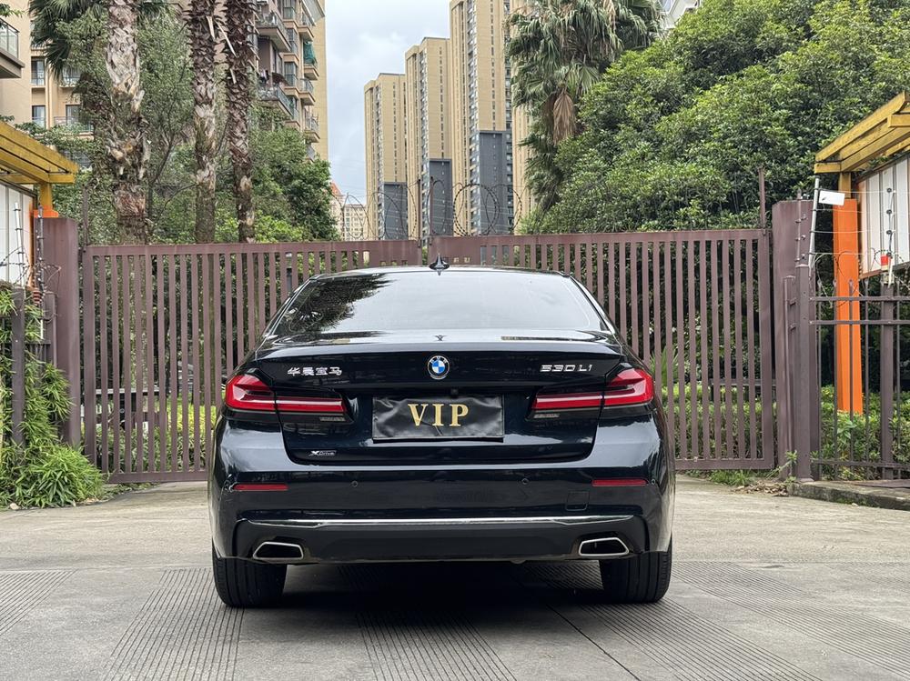 BMW BMW 5-Series