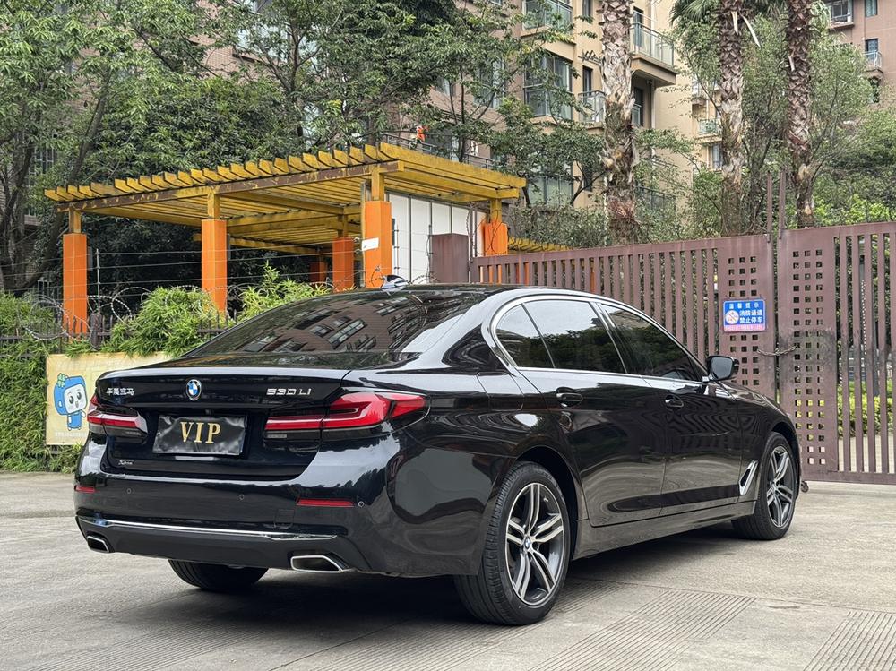 BMW BMW 5-Series