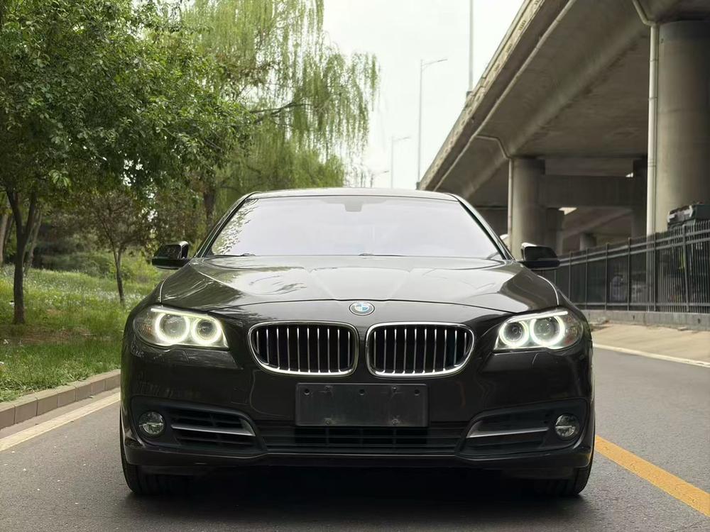 BMW BMW 5-Series