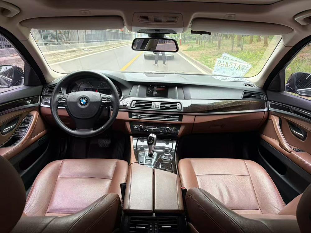 BMW BMW 5-Series