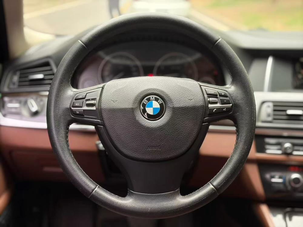 BMW BMW 5-Series