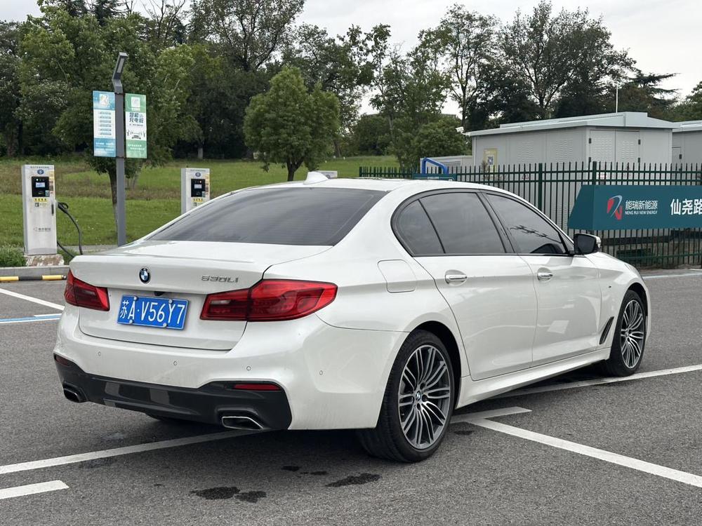 BMW BMW 5-Series