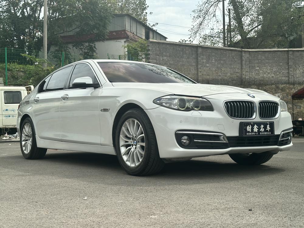 BMW BMW 5-Series