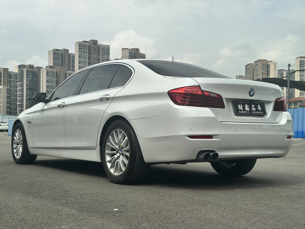 BMW BMW 5-Series